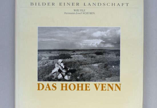 Der Bildband "Das Hohe Venn" als Zeichen der Naturverbundenheit zu Ostbelgien (Photo: Willi Filz)