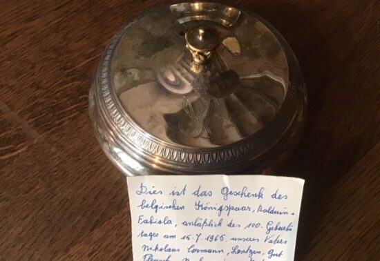 The gift of King Balduin and Queen Fabiola for Nikolaus Cormann. © Norbert Cormann