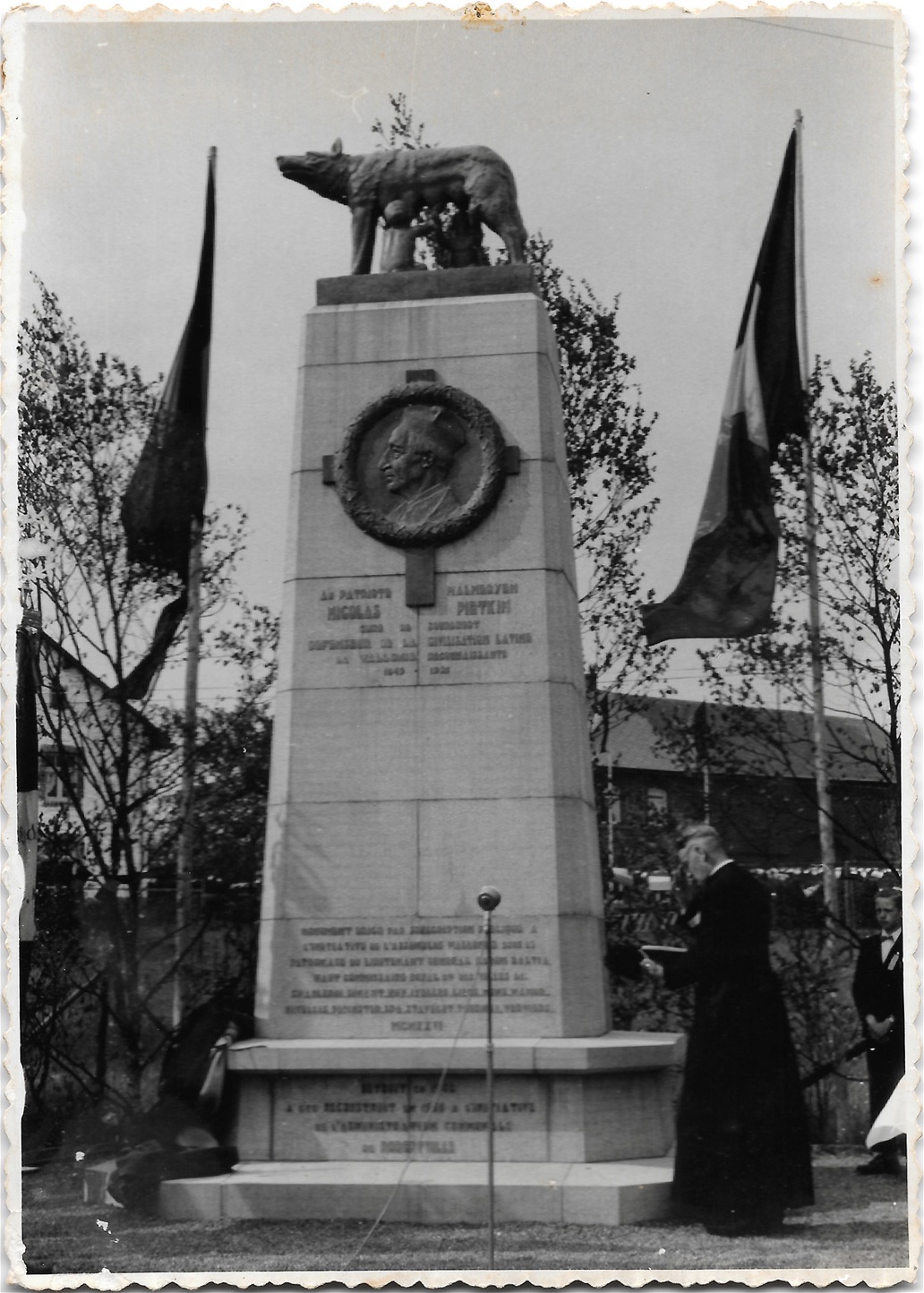 2018-11_EBGS_Pietkin-Denkmal_Bild_2